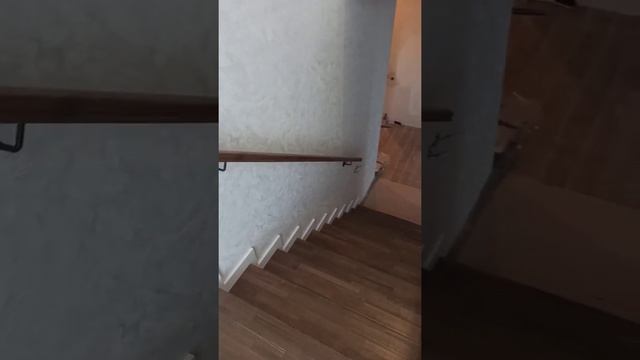 Обшив каркаса из металла. Лестница в дом смотреть онлайн