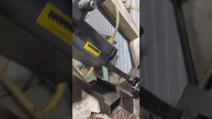 Ленточная пила Metal Master BSM-220E.