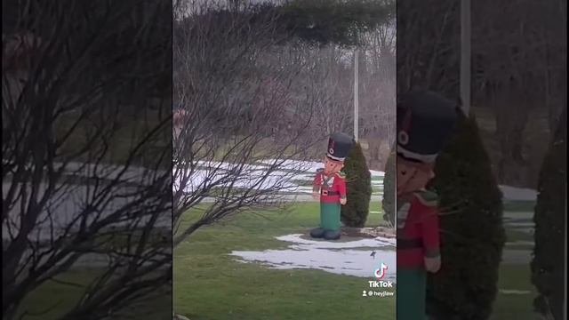 Нехороший