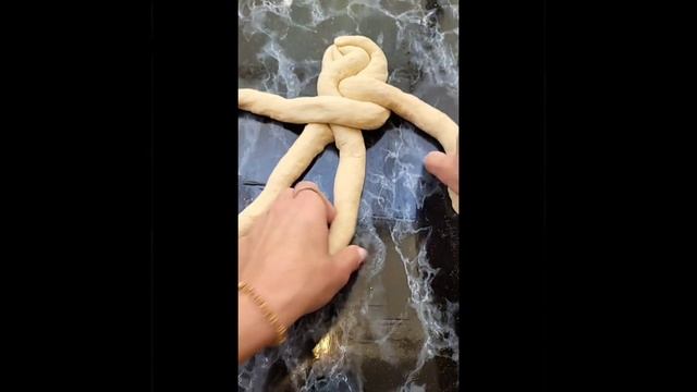 Хала метука - как плести халу из 4 жгутов смотреть онлайн