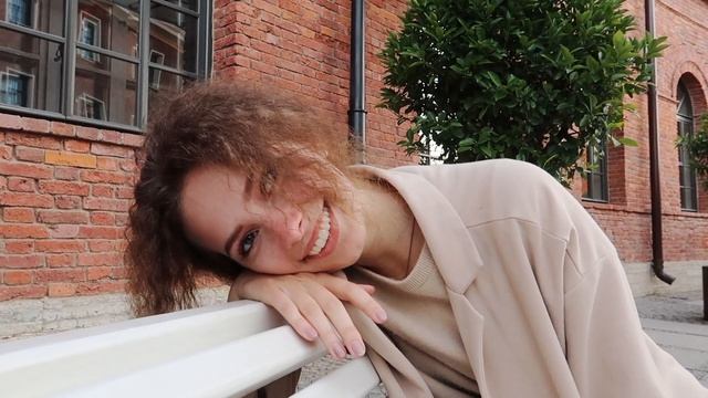 Когда подруга блоггер, Новая Голландия и лучшая пицца смотреть онлайн