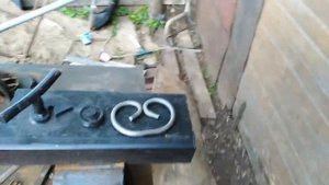 Топ 3 самодельных приспособы для изготовления элементов «холодной ковки»