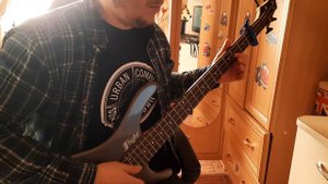 басовая типа партия перемен кино