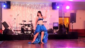 Танец с канделябром