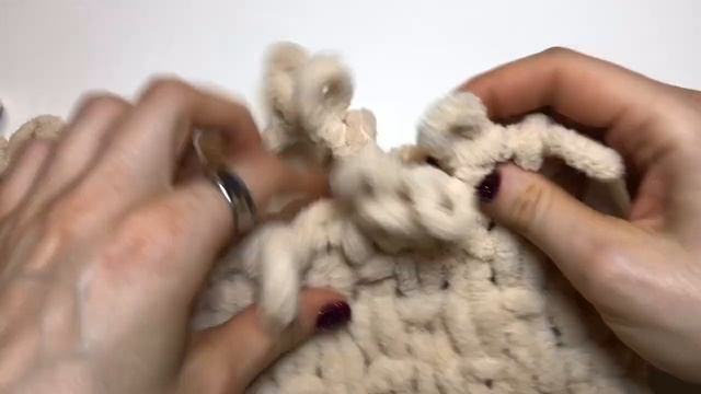 Балаклава с ушками. Туториал балаклава из Alize Puffy. Плюшевая вязаная балаклава с медвежьими ушам смотреть онлайн