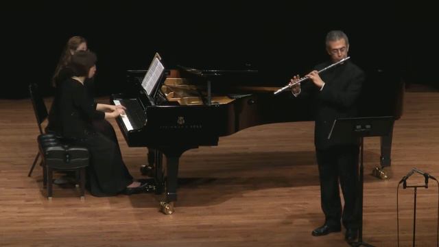W.A. Mozart Sonata in G K301 Allegro con Spirito - Marco Granados, Flute; Jeongeun Yom, Piano смотреть онлайн