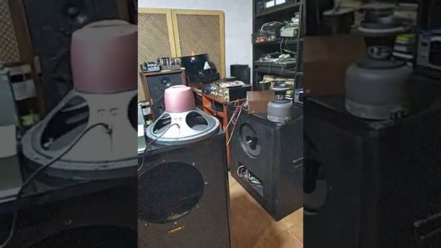 Tannoy monitor red 15 & jbl 4320 upgrades смотреть онлайн