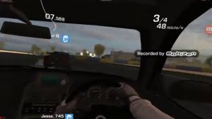 Участвовал в гонке Эксклюзив Real Racing 3