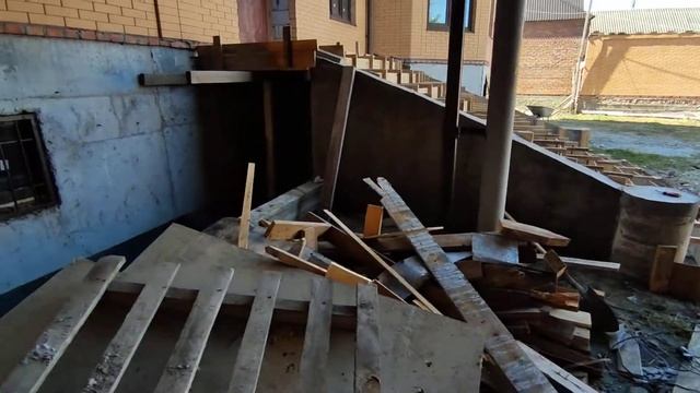 Входная лестница, с Валерик смотреть онлайн