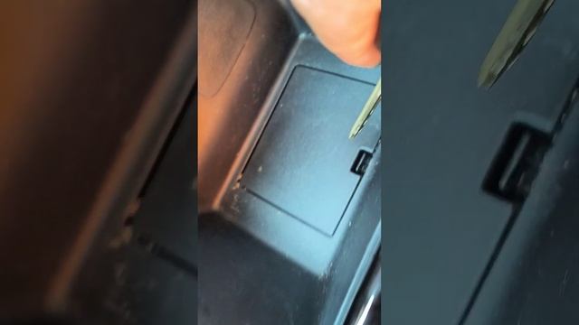 Renault Clio 2014 OBD port location смотреть онлайн