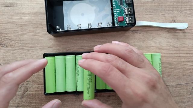 powerbank tavsiye - powerbank önerisi - 12 adet lityum iyon pilli 40.000 mah - powerbank DIY смотреть онлайн