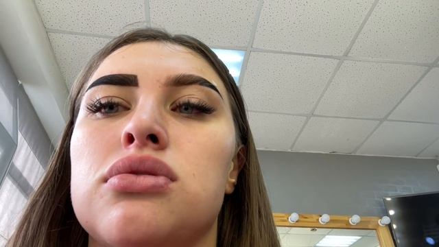 КАВКАЗСКИЕ БРОВИ В СОЧИ ТРЕШ САЛОН смотреть онлайн