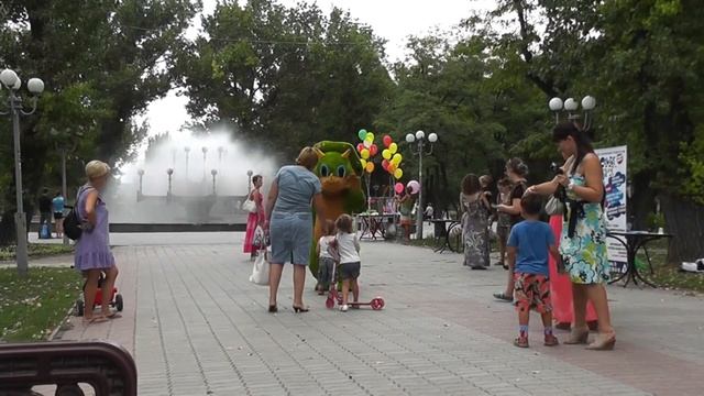 Луганск 2013 - Лето в Луганске. смотреть онлайн