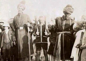 Великаны принимавшие участие в празднике в Дели в 1903 году