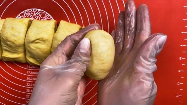 Это самые  ВКУСНЫЕ БУЛОЧКИ С ТВОРОГОМ которые я когда либо готовила! Булочки под нежной глазурью