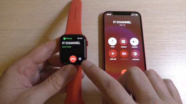 iPhone 12 & Apple Watch 6 Product Red Incoming Call смотреть онлайн