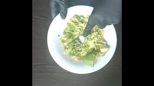 Тосты с авокадо Самые вкусные тосты Готовятся очень быстро смотреть онлайн