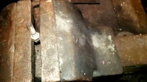 Как открутить гайку с шпильки.