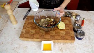 Курица С Медом И Соевым Соусом / Голень В Соевом Соусе /