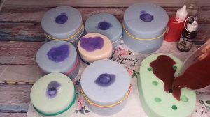 заливаю силиконовые формы для мыла _мыловарение_ собираю букет.mp4