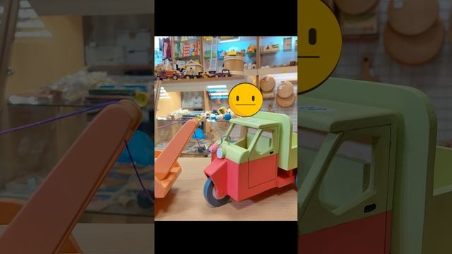 Детские игрушки деревянные - Грузовики смотреть онлайн
