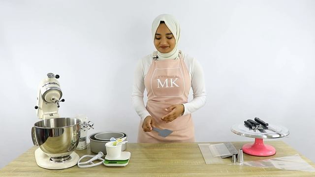 ESSENTIAL CAKE TOOLS FOR CAKE BAKING AND CAKE DECORATING │ CAKES BY MK