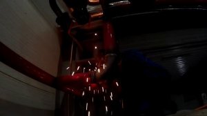 Положение сварщика при сварке бесповоротных швов