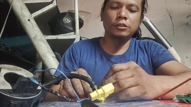 Honda Crv 2nd gen. SRS warning light on and No Horn and wheel bearing issues fix!