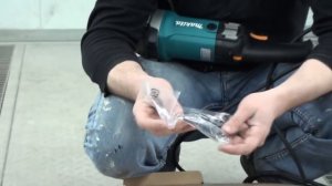 Обзор на полировальную машинку Makita 9237CB.