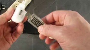 USB-тестер при зарядке телефона - преполезный прибор!