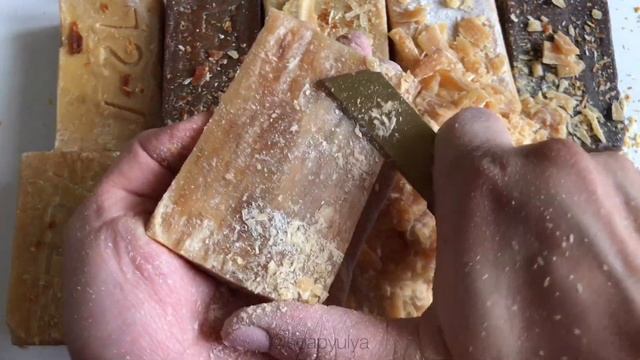 ASMR dry soap, laundry soap of the USSR/ режу сухое хозяйственное мыло смотреть онлайн