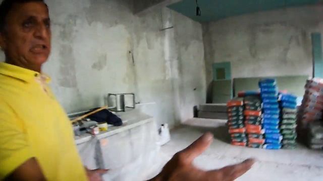 Через 1,5 месяца запускаем первые продажи на доставку. Продолжаем работы.