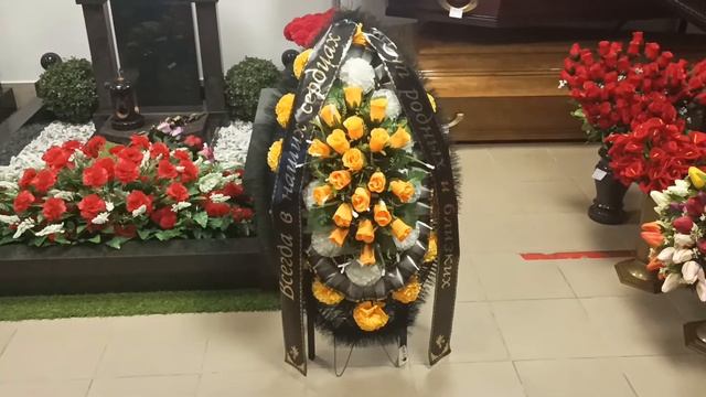 Ритуальные венки в Санкт-Петербурге с доставкой