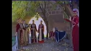 Ансамбль гусанской и народной песни Армении  - Аравотун демин (Армянская народная песня)