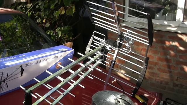 Улучшаем сигнат Т2 ТВ, антенна Romsat UHF 262 и усилитель 5V 23dB смотреть онлайн