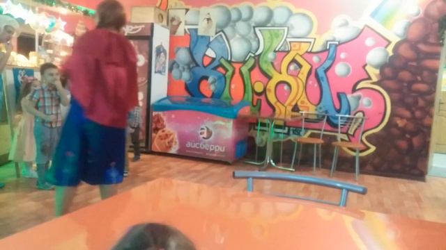 На День рождении Тани смотреть онлайн