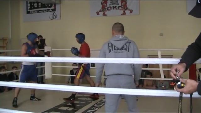 ┃ Спарринги в боксёрском клубе "KIKO" 2 ┃Десятый бой смотреть онлайн