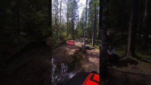 камера insta 360 x3 на эндуро покатушках Kayo