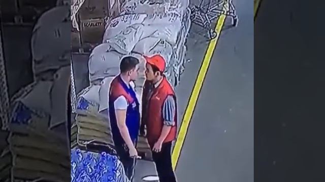 серьезная разборка на складе смотреть онлайн