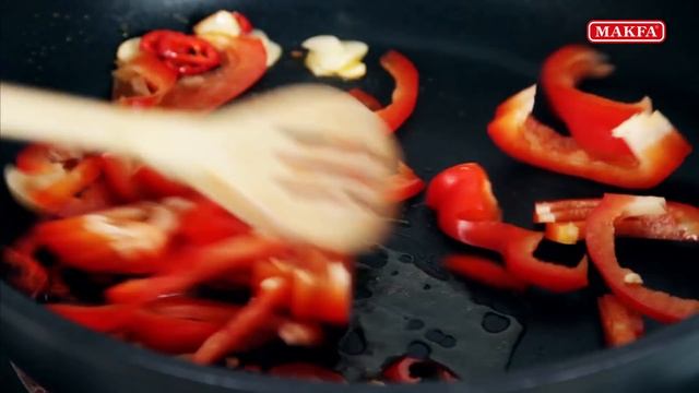 MAKFA | Рецепты | Макароны с перцем смотреть онлайн