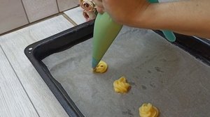 Закуска из заварного теста.Профитроли с начинкой