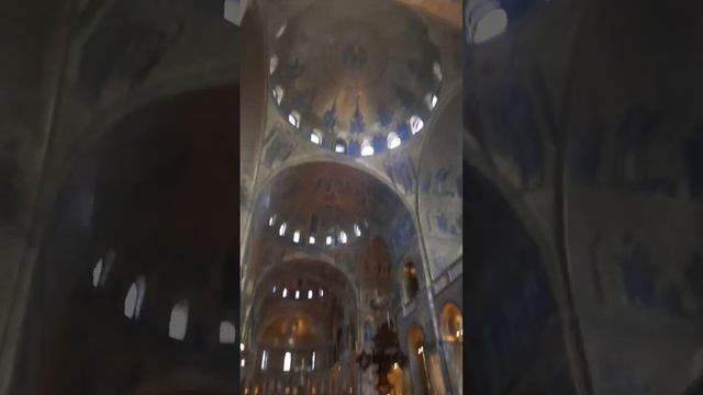 Внутри Базилики Сан Марко.Венеция.
