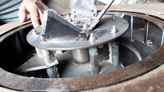 Измельчитель соломы.