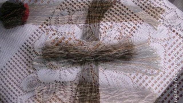 Как сделать красивую птичку из ниток.How to make a beautiful bird of thread смотреть онлайн