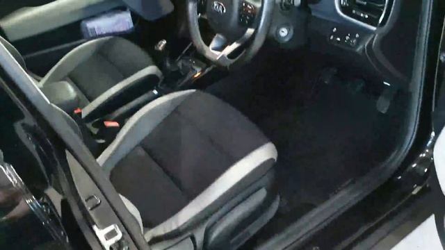 201W152 - 2020 Kia Stonic 1.4 K3 Petrol 19,950 смотреть онлайн