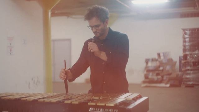 V.V. Lightbody "Allowance" : Hooke Live Sessions смотреть онлайн