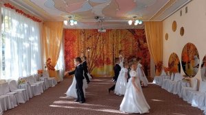 Полонез на балу в детском саду