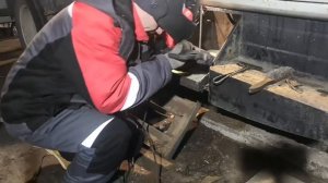 Восстанавливаем аккумуляторный отсек газ 3309