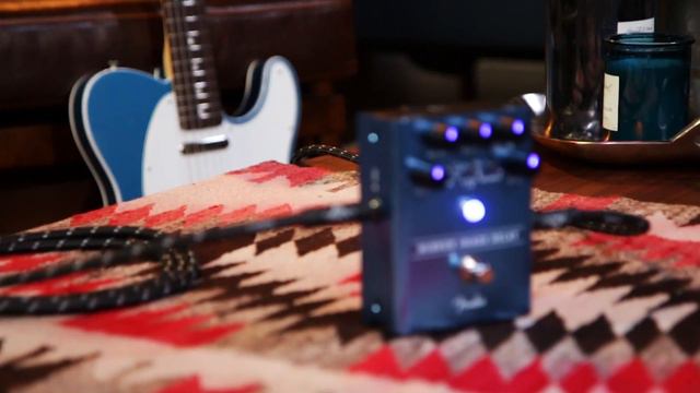 Fender Mirror Image Delay Pedal смотреть онлайн