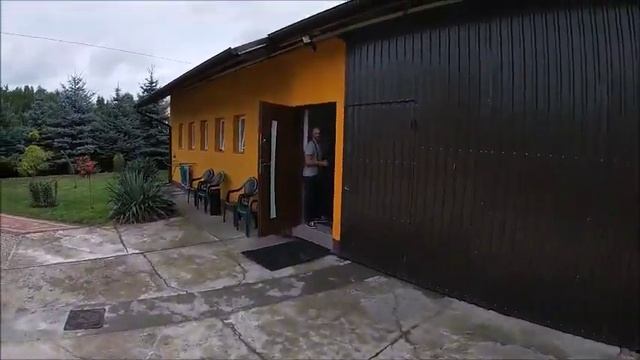 УСЛОВИЯ ПРОЖИВАНИЯ УКРАИНСКИХ ЗАРОБИТЧАН В ПОЛЬШЕ смотреть онлайн